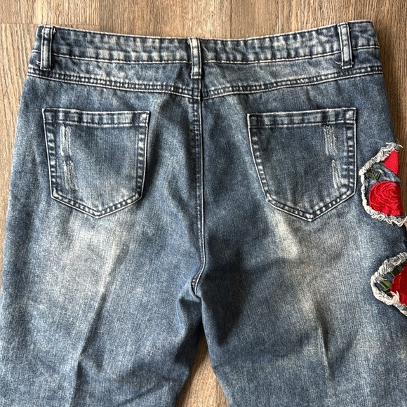 Boohoo Men's Slim Jeans in Blue with Red Patch - Picture 10 of 13